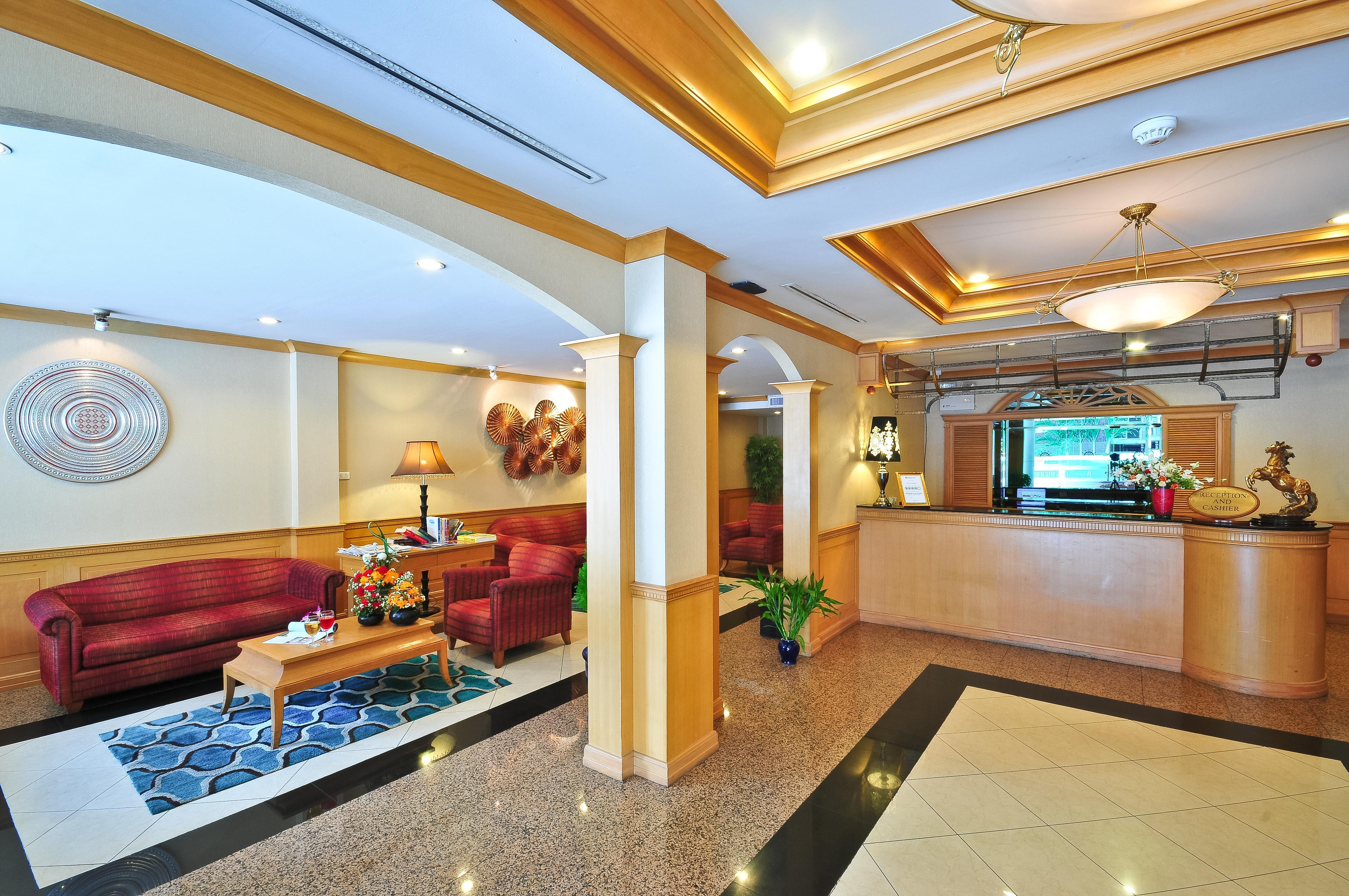 Admiral Suites Bangkok Luaran gambar