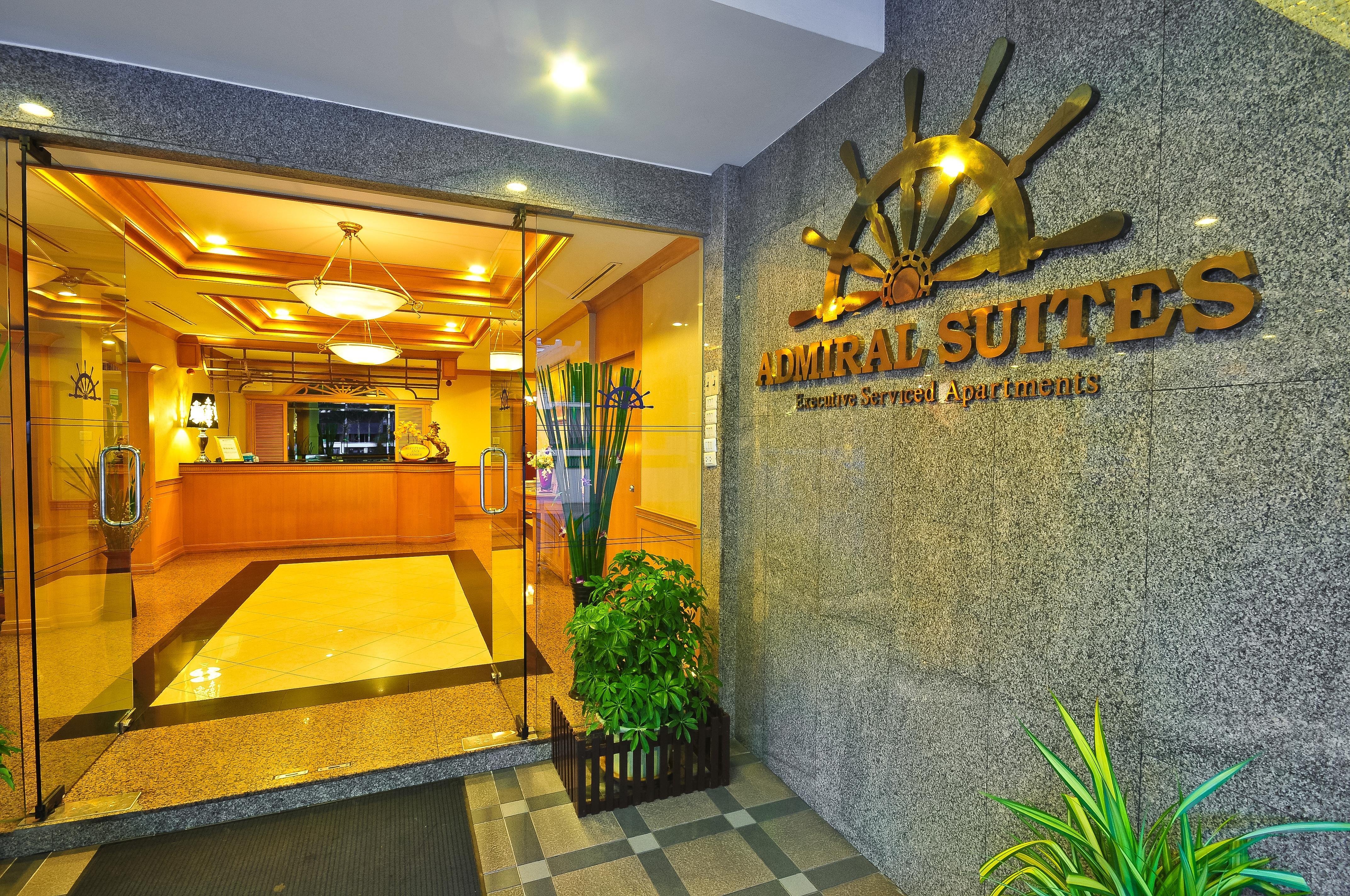 Admiral Suites Bangkok Luaran gambar