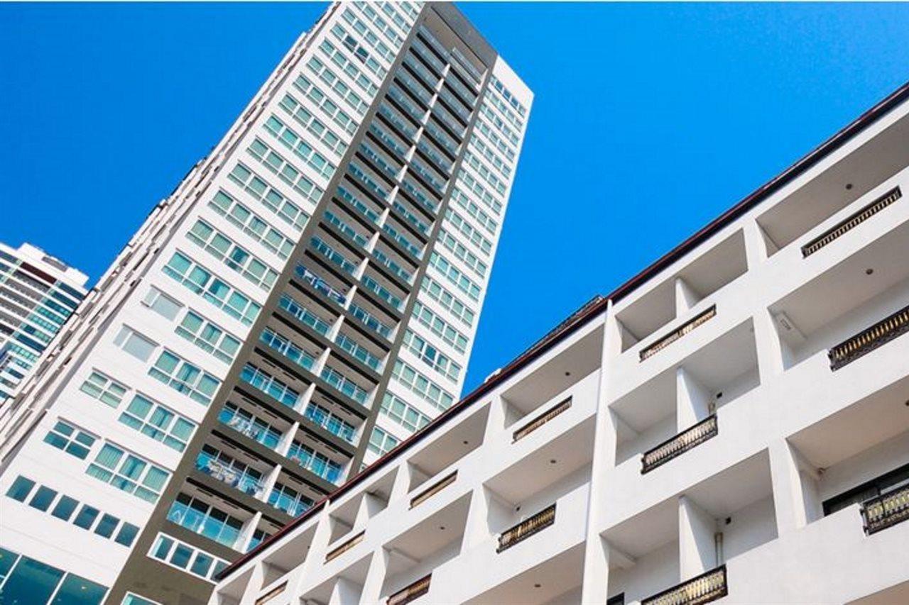 Admiral Suites Bangkok Luaran gambar