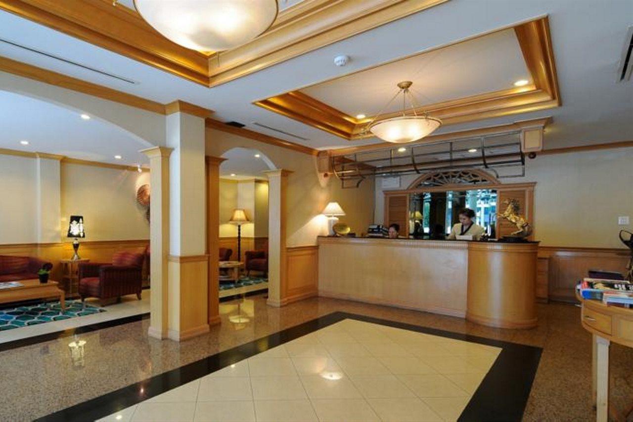 Admiral Suites Bangkok Luaran gambar