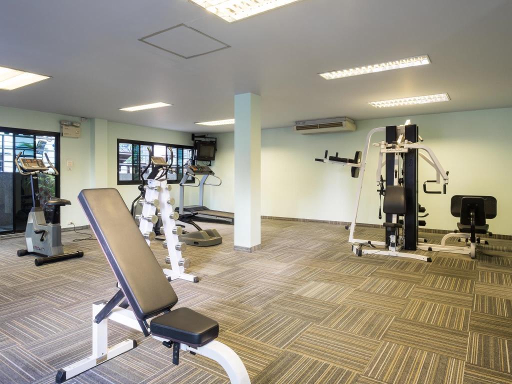 Admiral Suites Bangkok Luaran gambar
