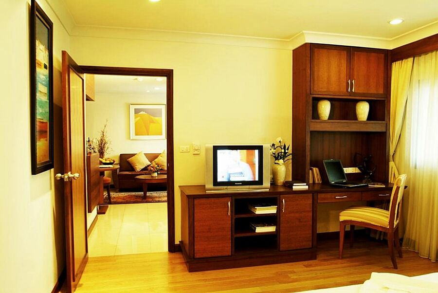 Admiral Suites Bangkok Luaran gambar